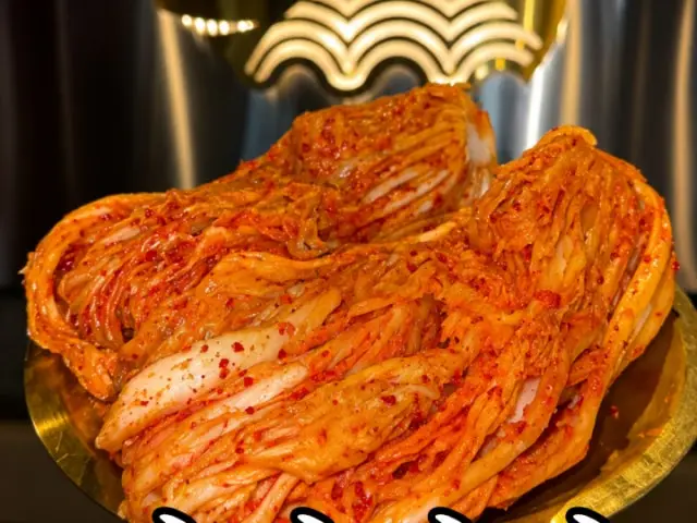 돈벼락김치삼겹살 장안동본점 데이트 사진 2
