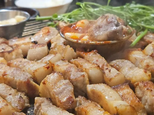 Onyuwolsotttukkeongsamgyeopsal 本店