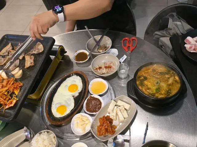 Ppalgandwaeji Ssangyongdong Main Branch Gopchang (Grilled Intestines) 3