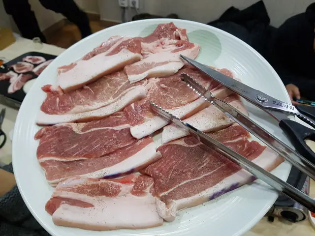 춘세흑돼지 사진 3