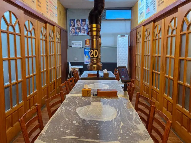 Gangreunghoengseonghanuchon 烤羊肉 3