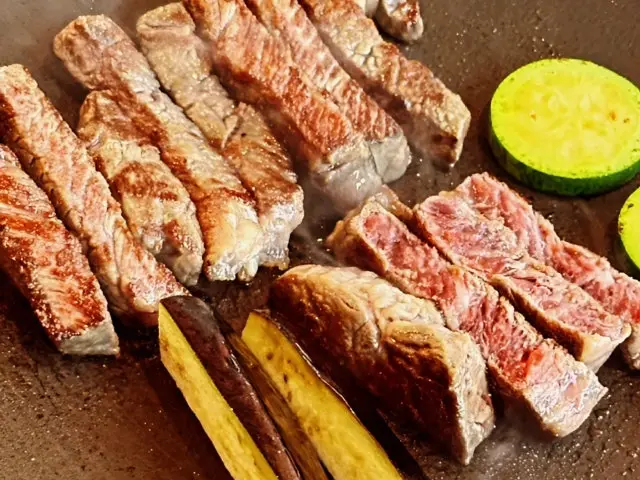 Jeongjikhanu Jeongyuksikdang Hanwoo (Korean Beef) 2