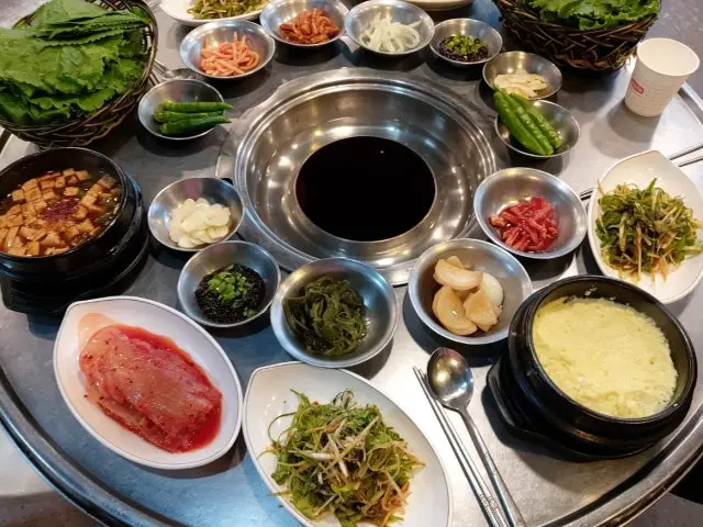 Choedaepo Samgyeopsal (Pork Belly BBQ) 2