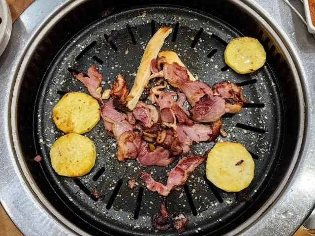 Myeonghojeongyukjeomsikdangchikin Korean Beef BBQ (Hanwoo) 2