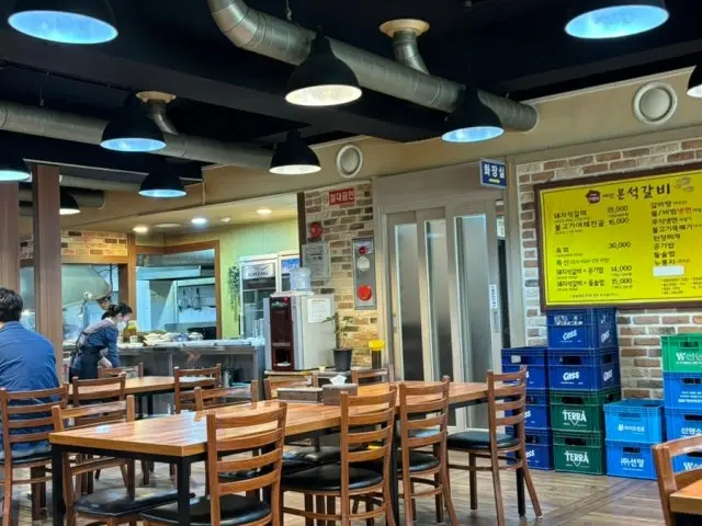Yesan Bonseokgalbi Old-School Korean BBQ 3