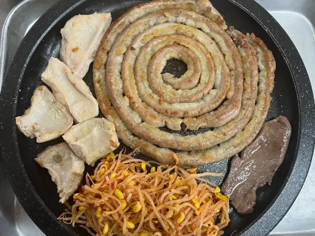 Giyanghanugopchang 2ho Branch Gopchang (Grilled Intestines) 2