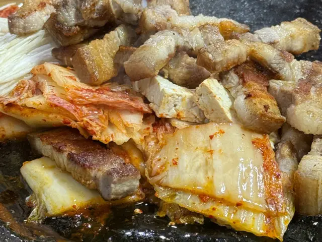 Mannyeonttongdwaeji 老字号烤肉 2