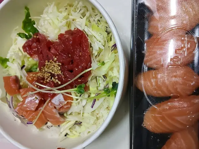 육회랑연어랑 혼밥 사진 3