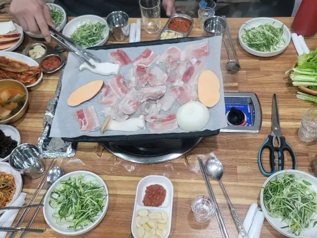 Samsunisamgyeopsal Photos 2