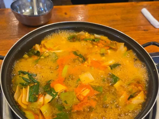 Goryeongchondwaejijjigae Janggi Branch Solo-Friendly Korean BBQ 2