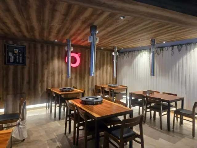 Gangnamdwaeji Haeundae Branch Hanwoo (Korean Beef) 3