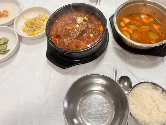 Wonjo Gohyangsogalbijjim Sangnamjikyeong Branch Old-School Korean BBQ 3