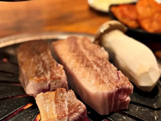 Bareundwaeji Gyeongseongdaebugyeongdae 總店 五花肉烤肉 2