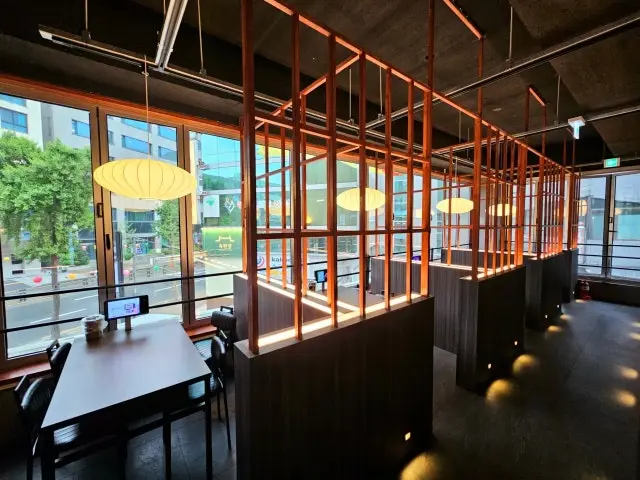 Yukhoekkotpilmuryeop Korean BBQ with Private Rooms 2