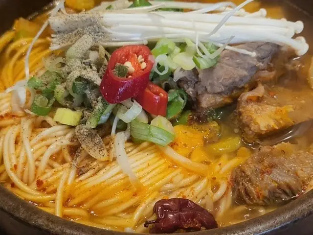 Ganggalbitang Seomyeon Galbi (Korean Short Ribs) 2
