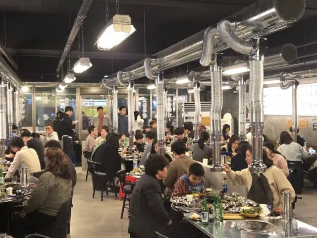 Myeongseonggogitjip Geojeasiadeujikyeong店 五花肉烤肉 2