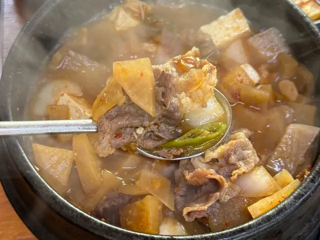 Daeseongsikyuksikdang Galbi (Korean Short Ribs) 3