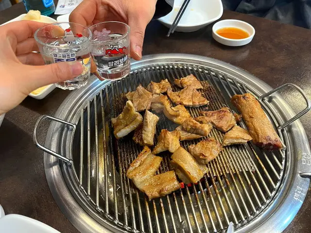 Cheonunsutbuldwaejigalbi Munhyeondong Main Branch Samgyeopsal (Pork Belly BBQ) 2