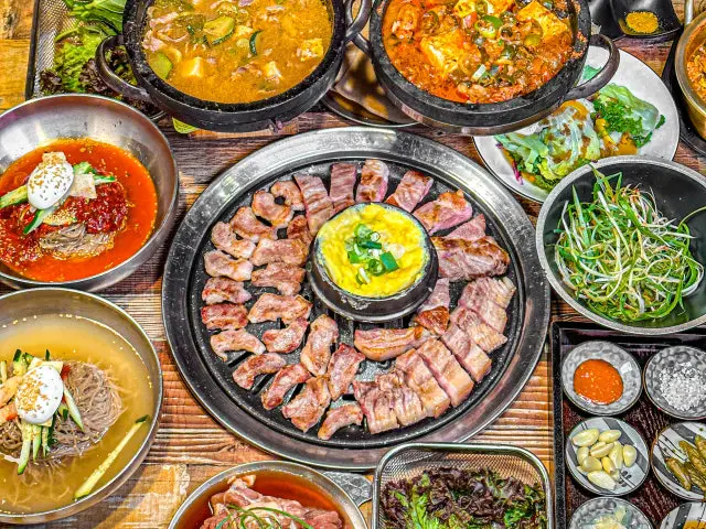 Jejusanghoe Oncheoncheon Branch Galbi (Korean Short Ribs) 2