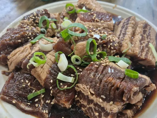 Jinyeongsutbulgalbi Samgyeopsal (Pork Belly BBQ) 2