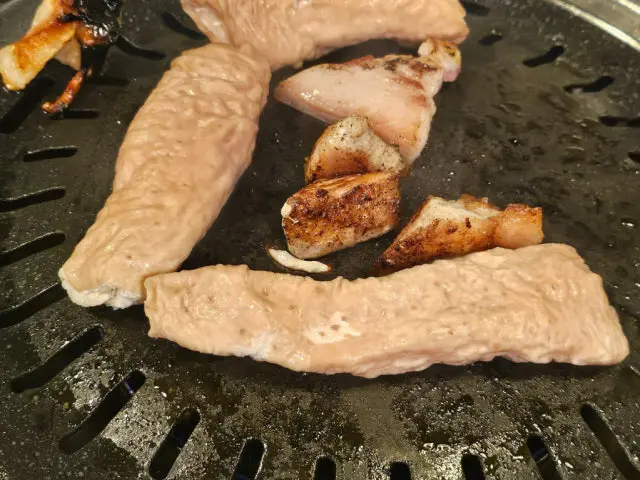 Myeonmokdwitgogi & Daegumakchang Myeonmok店 烤肉 2