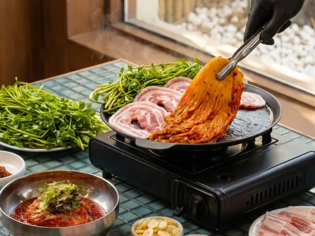 Kolrombogadeun Namcheon Samgyeopsal (Pork Belly BBQ) 1