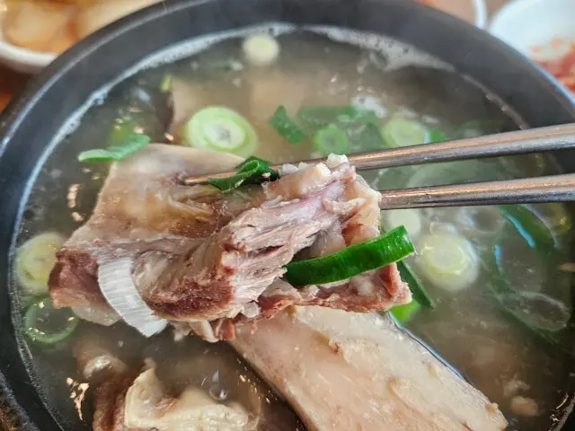 Munchangsikgalbitang Main Branch Galbi (Korean Short Ribs) 3