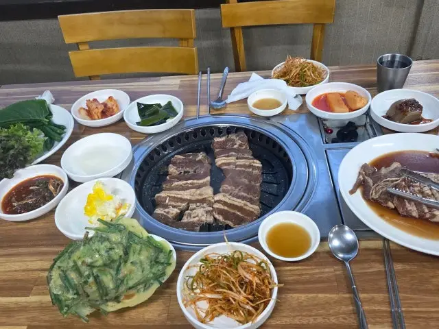Daegungsutbulgalbi 炭火烤排骨 1