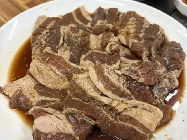 Daegungsutbulgalbi 炭火烤排骨 2