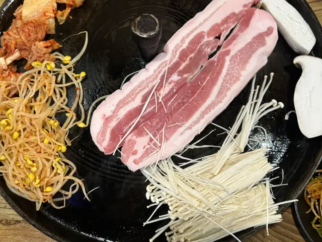 김치왕뚜껑삼겹살 사진 3