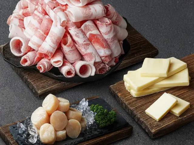Kkuseokjijinjjahandon Sinjeongyeok Branch Samgyeopsal (Pork Belly BBQ) 2