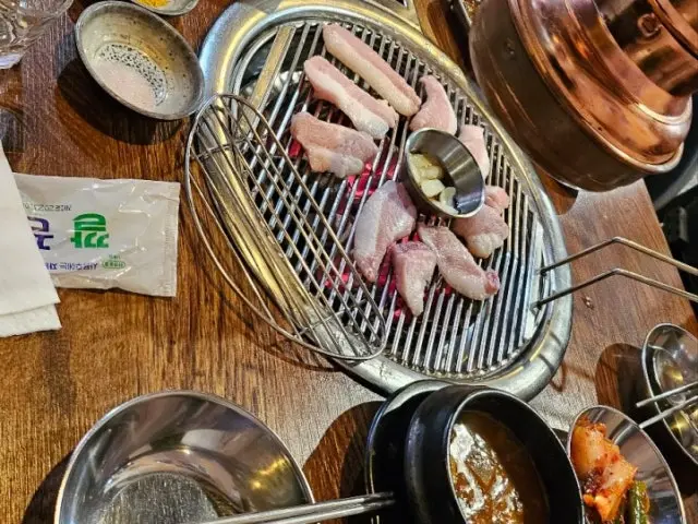Jamsilgogijip Cheap Korean BBQ 2