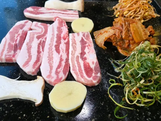 Janggigogimaeul Korean BBQ with Private Rooms 2