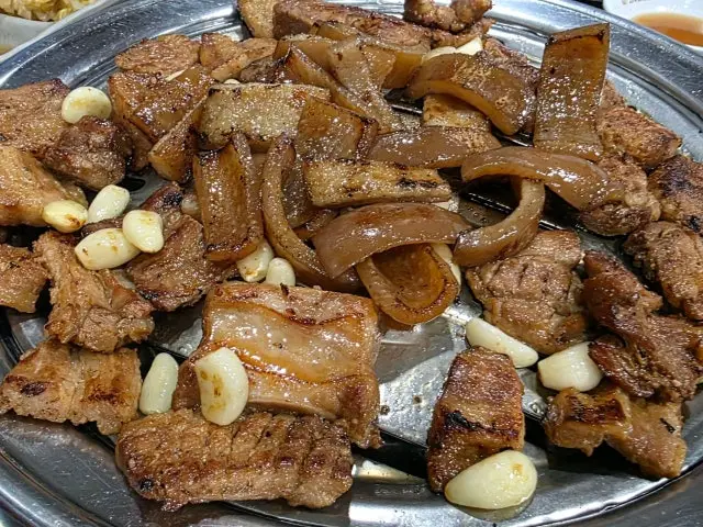 Madangsoedwaejigalbi Yangjeong Branch Cheap Korean BBQ 3