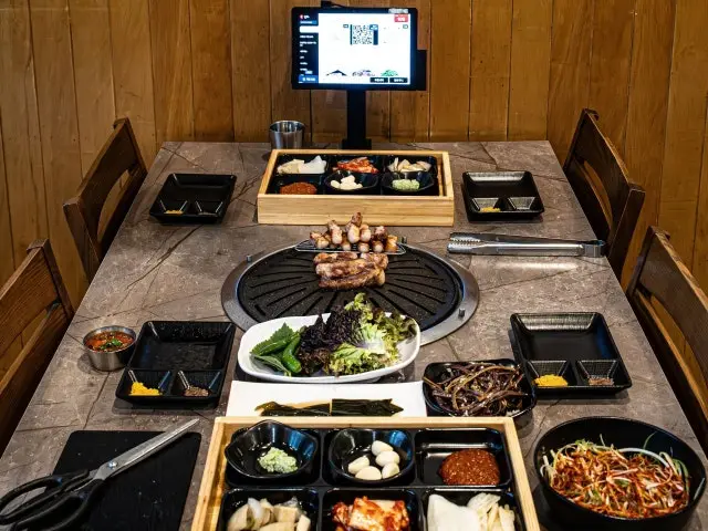 Yeogijejudo Sajik Main Branch Ogyeopsal (Skin-On Pork Belly) 2