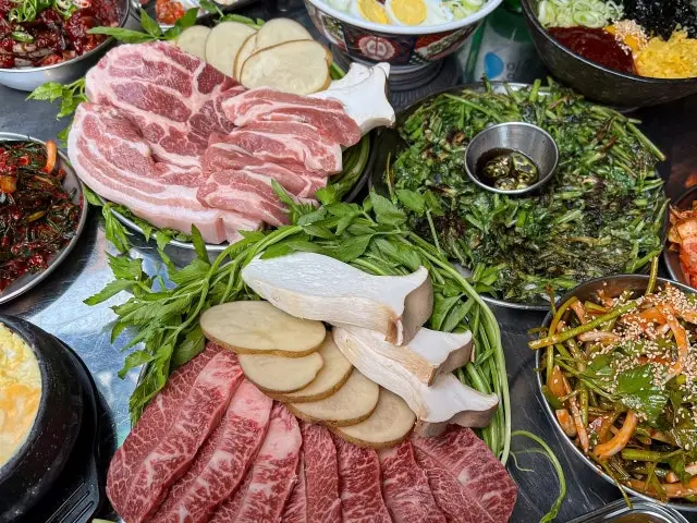 Gimsukseong Sinyongsanyeok Branch Korean BBQ for Groups 2