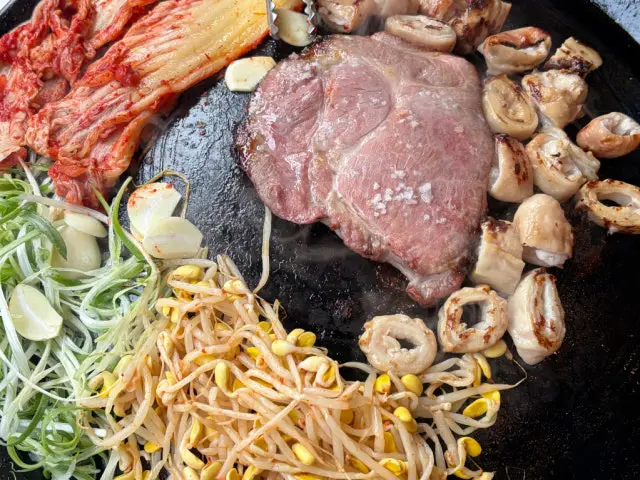Beonggaemakchang Yeonsinnae Branch Korean BBQ for Groups 2