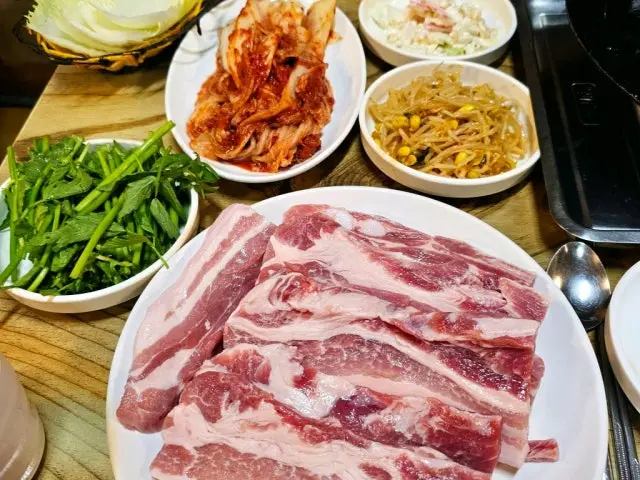 Sotttukkeongsamgyeopsal 照片 2