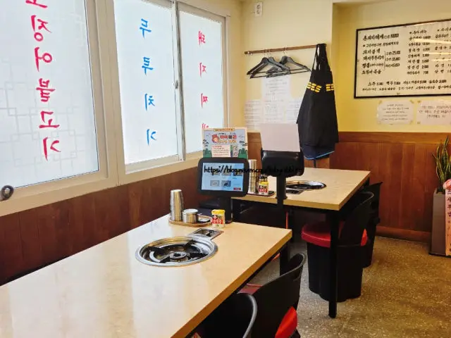 Gaengsangdosik Dwaejijjigae Yangjeong Main Branch Korean BBQ 3