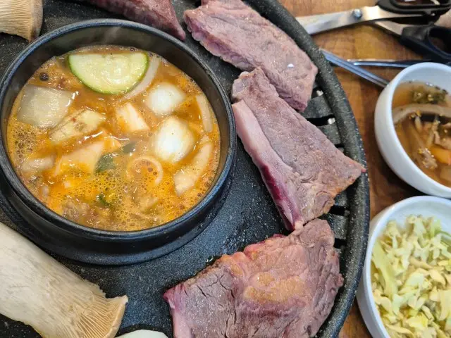 Haebaragijeongyuksikdang Jakjeon Branch Butcher Shop BBQ 3