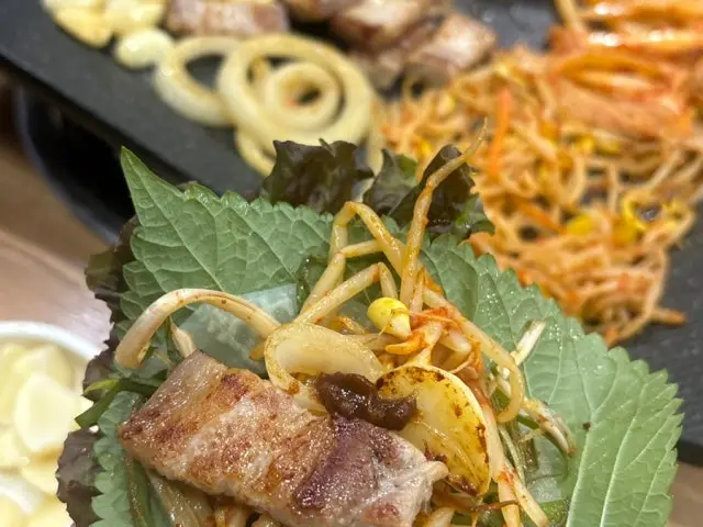 Dwaejigamun 照片 2