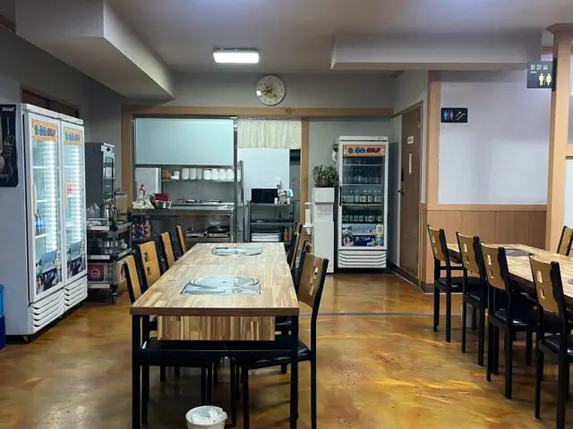 Namgeunsutbulgalbi 老舗焼肉 3