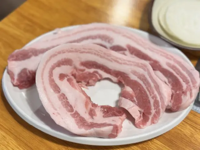 Seolgane Chondwaeji Korean Beef BBQ (Hanwoo) 3