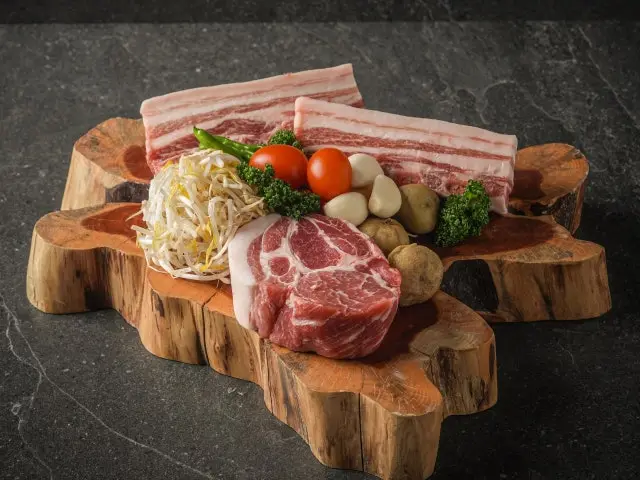 Sanseongsikyukjeom Dongrae Main Branch Hanwoo (Korean Beef) 2