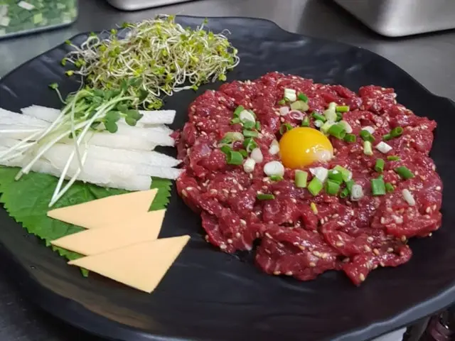 Samhapyukhoe Gunsan Branch Late-Night Korean BBQ 1