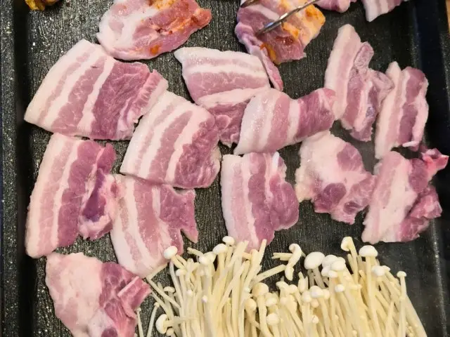 Cheonboksamgyeopsal 老字號烤肉 2