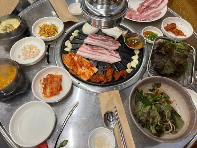 Kkeokjjeongisutbulgui 照片 2