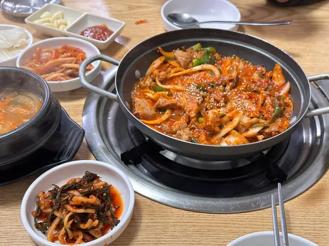 솥뚜껑삼겹살 가성비 사진 1