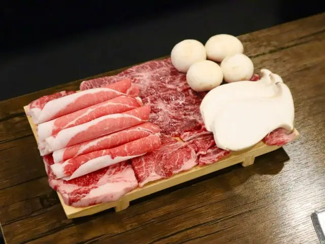 Jeonghwasaenggogi Yukhoe (Korean Beef Tartare) 2