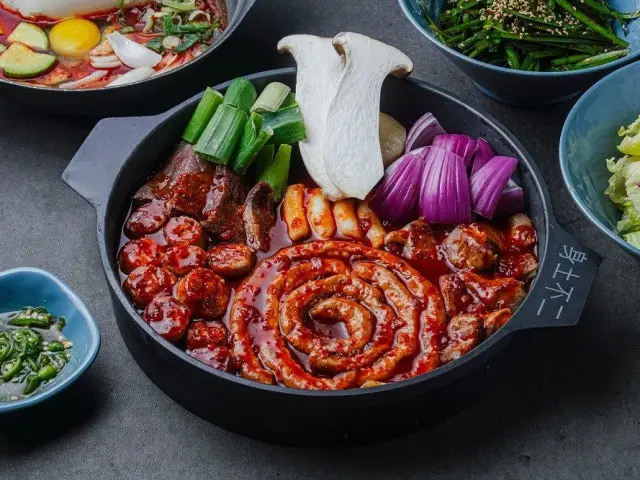 Hyehwagopchang Gopchang (Grilled Intestines) 2